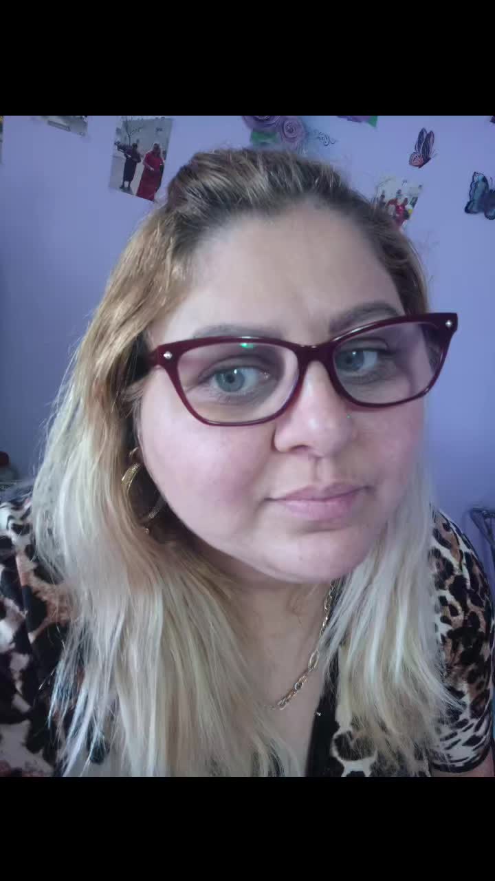 @Adriana86
