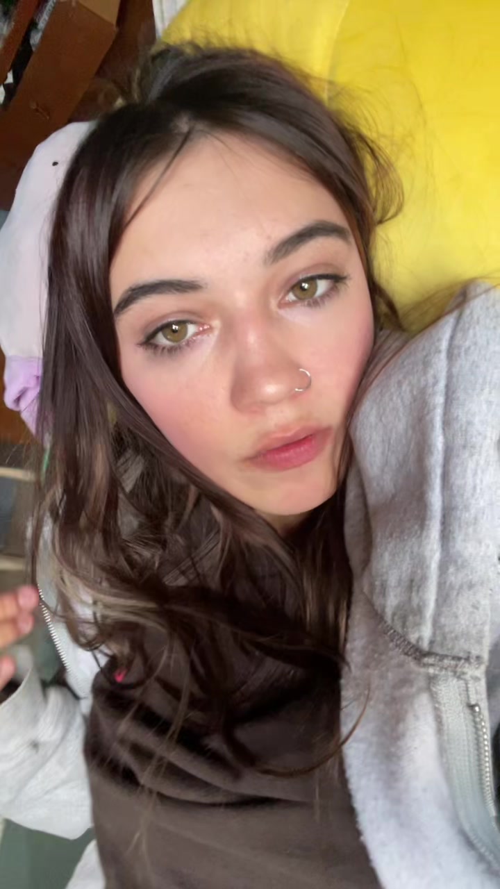 @queenzee._420