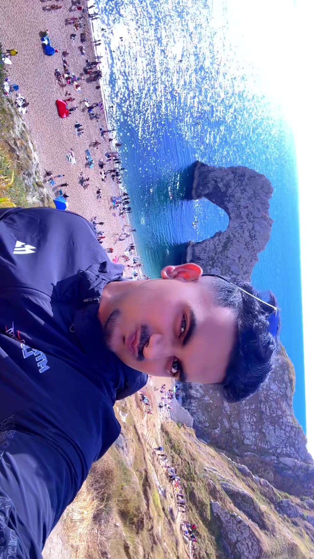 @Moinul009🏴🇬🇧