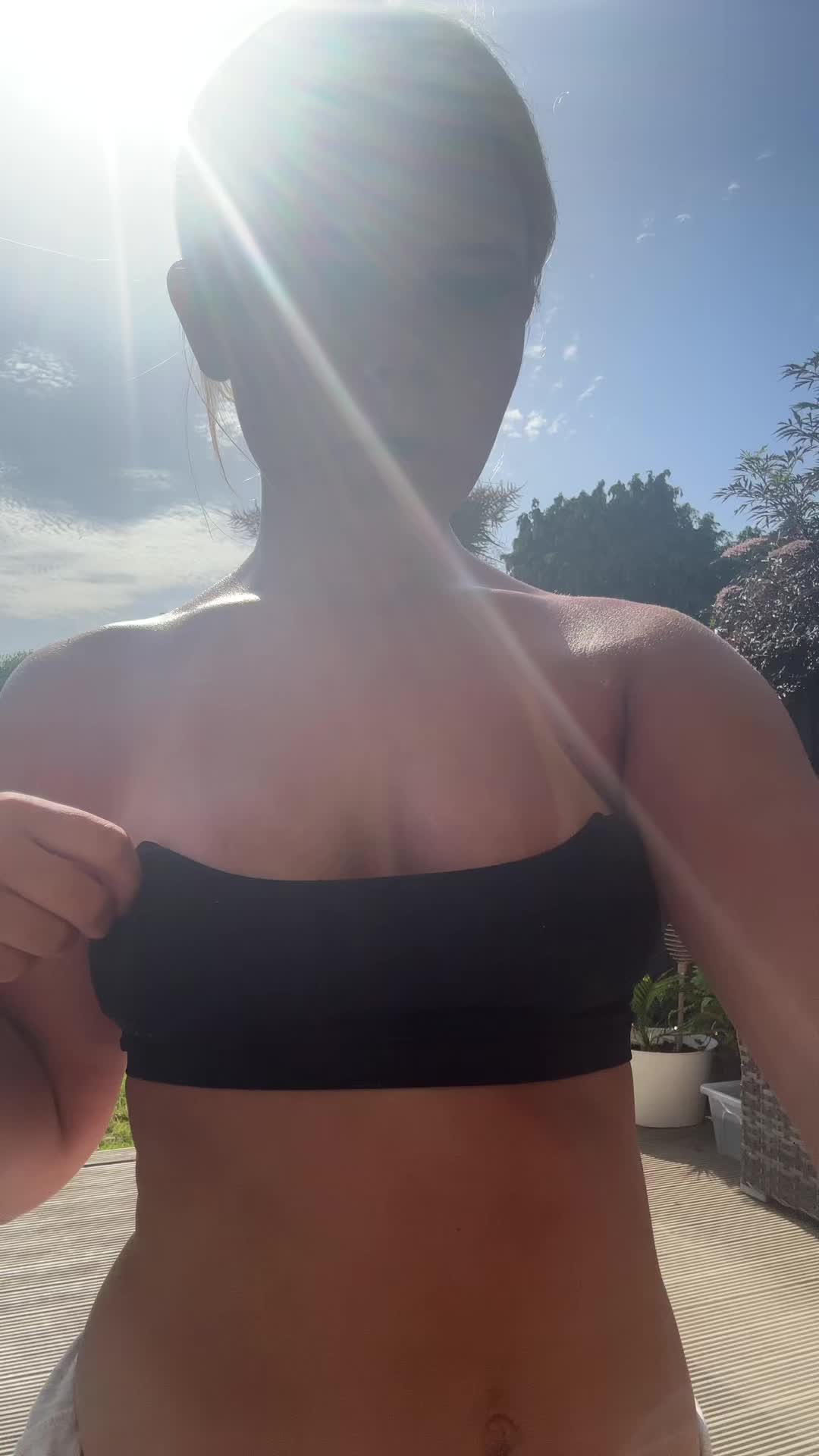 @laceylivex1