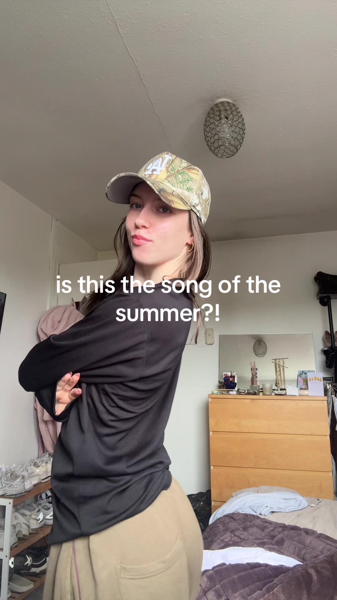 @anniequinn