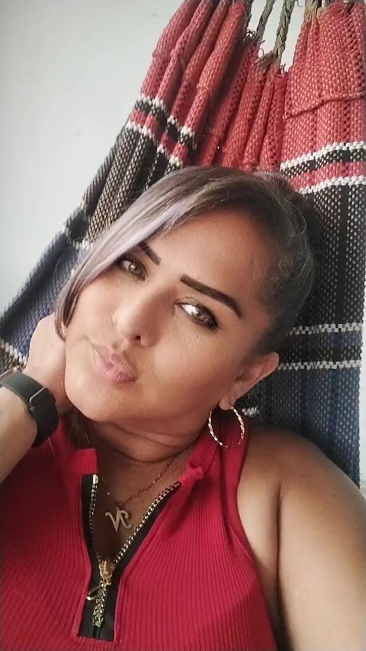 @Naiyiber🖤