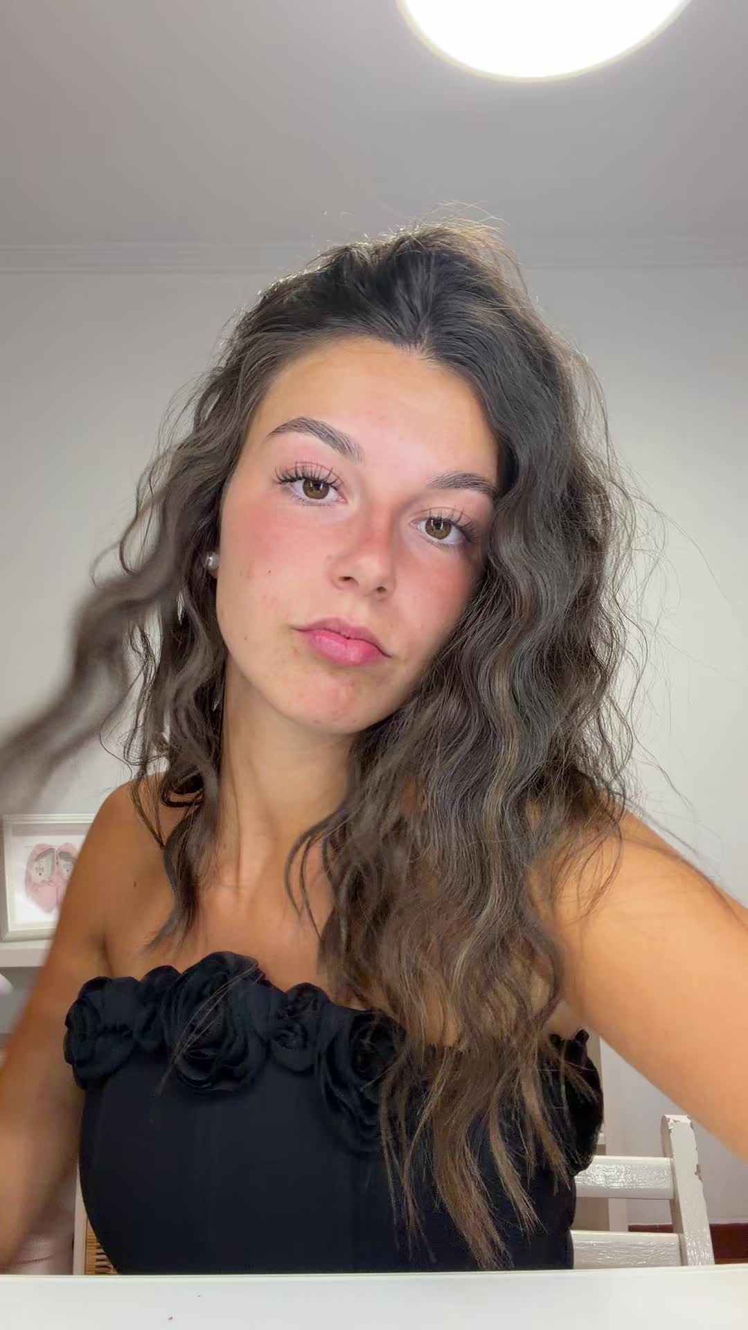 @𝚐𝚕𝚘𝚛𝚒𝚒𝚊