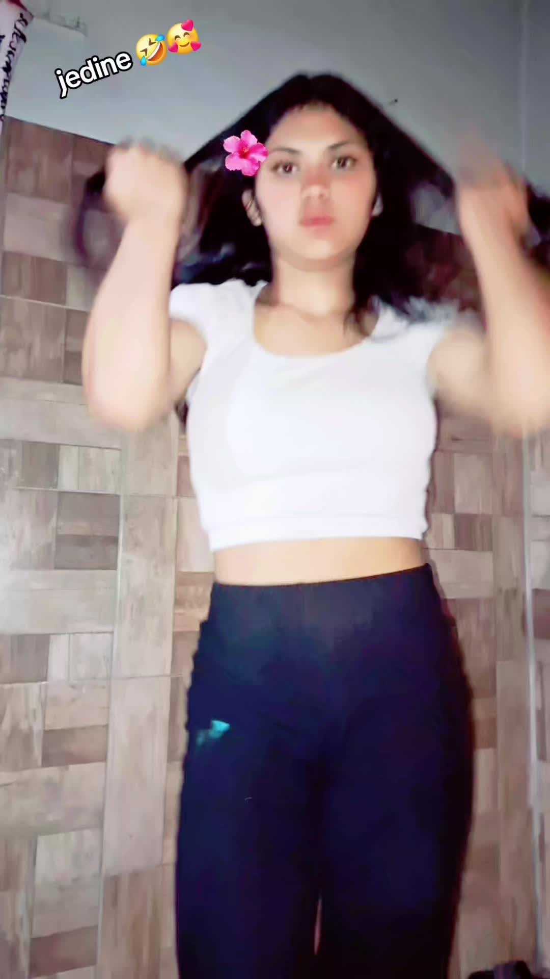 @Vanessa ๐๐