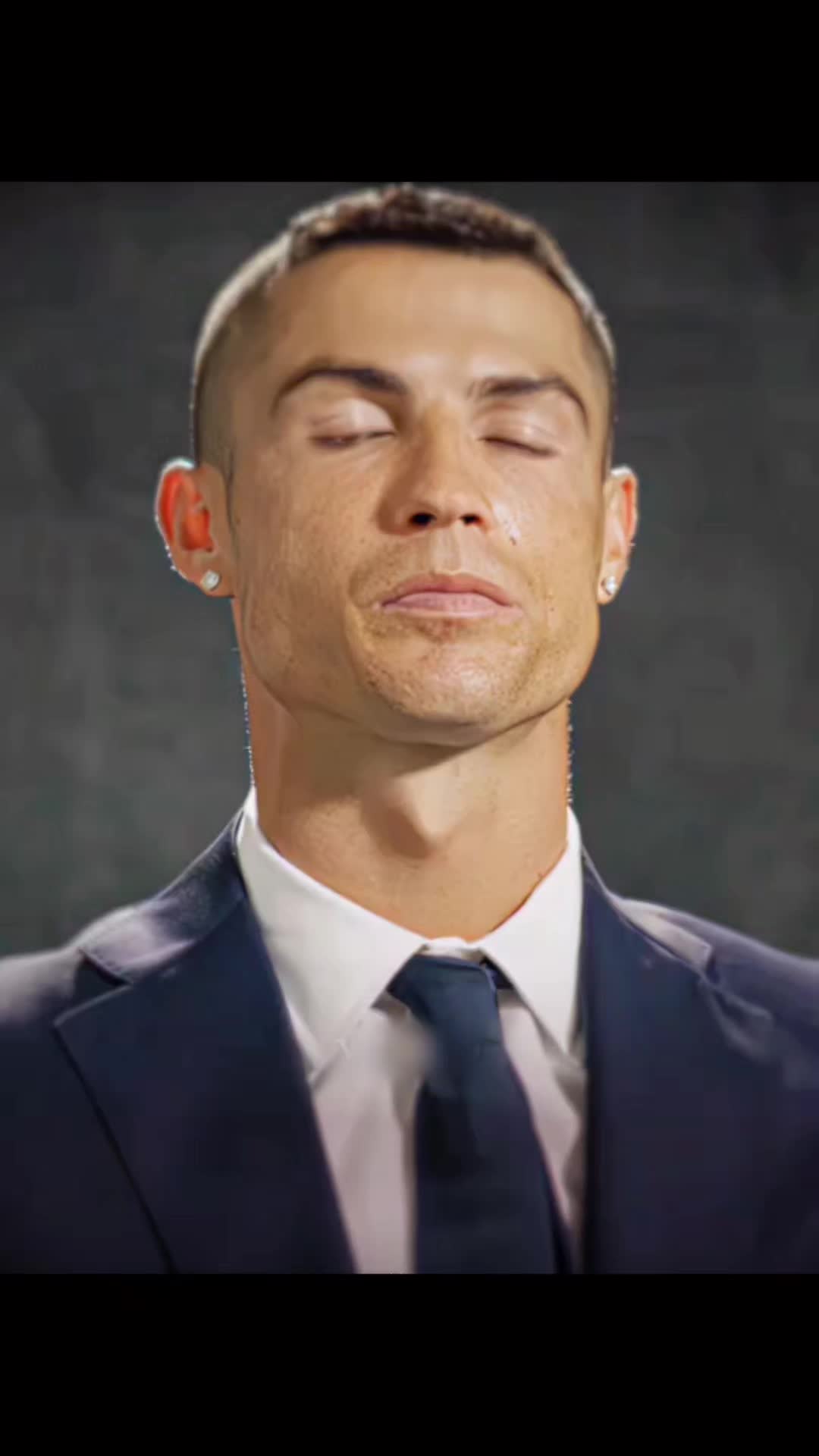 @CR7 🐐☠️