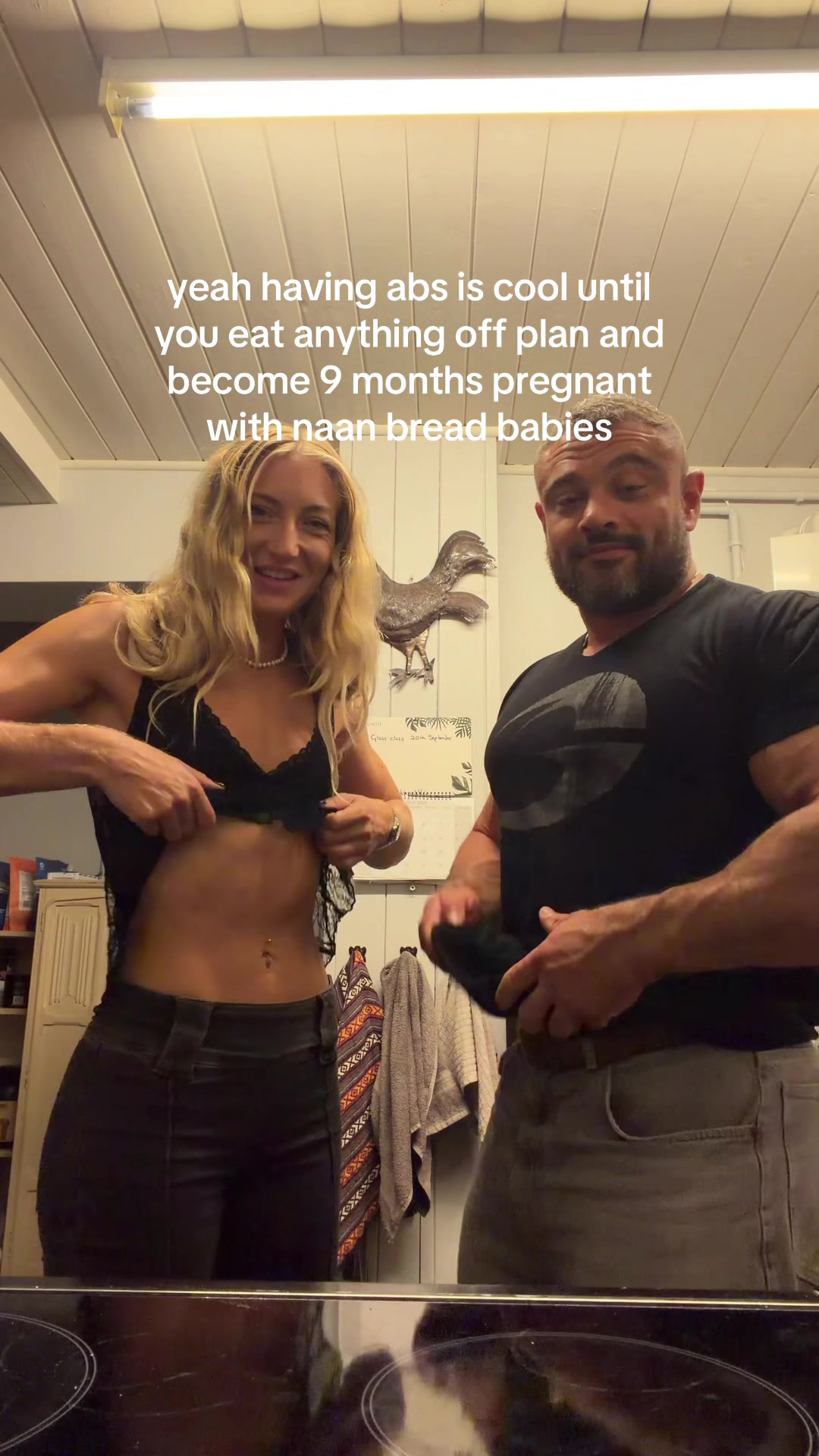 @ellourafit
