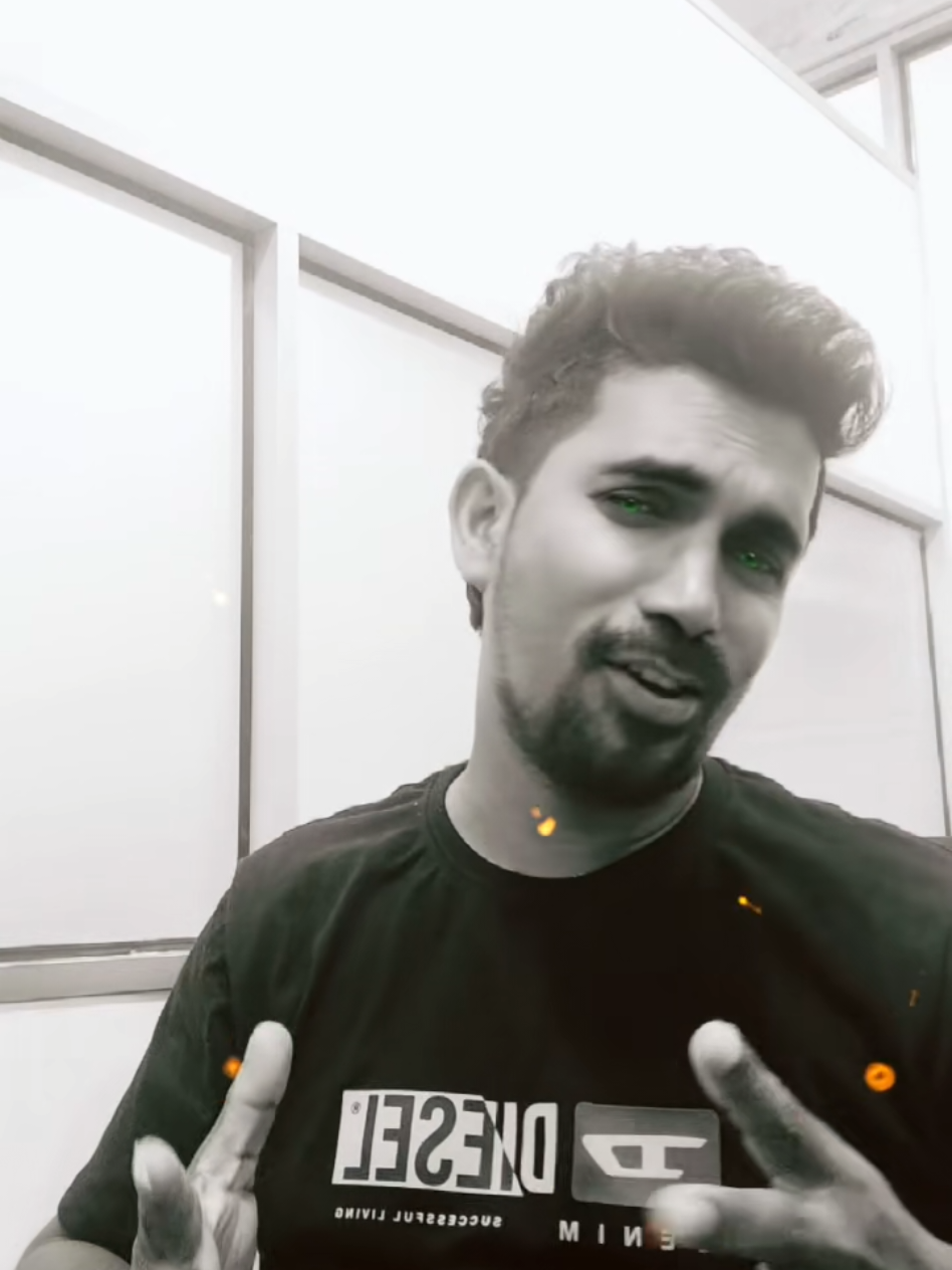 @🔅🔰ℕ𝐚ĎUℕ...♚♠️🧛