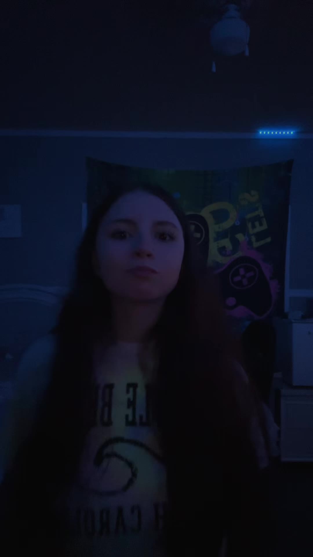 @⃟