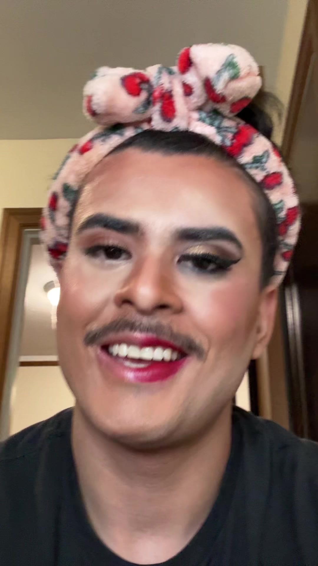 @Russ🥵🌈
