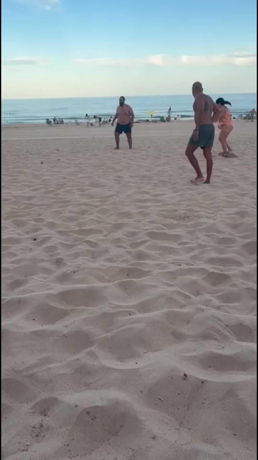 @TaniaCaba&ntilde;as🇵🇾🇪🇦