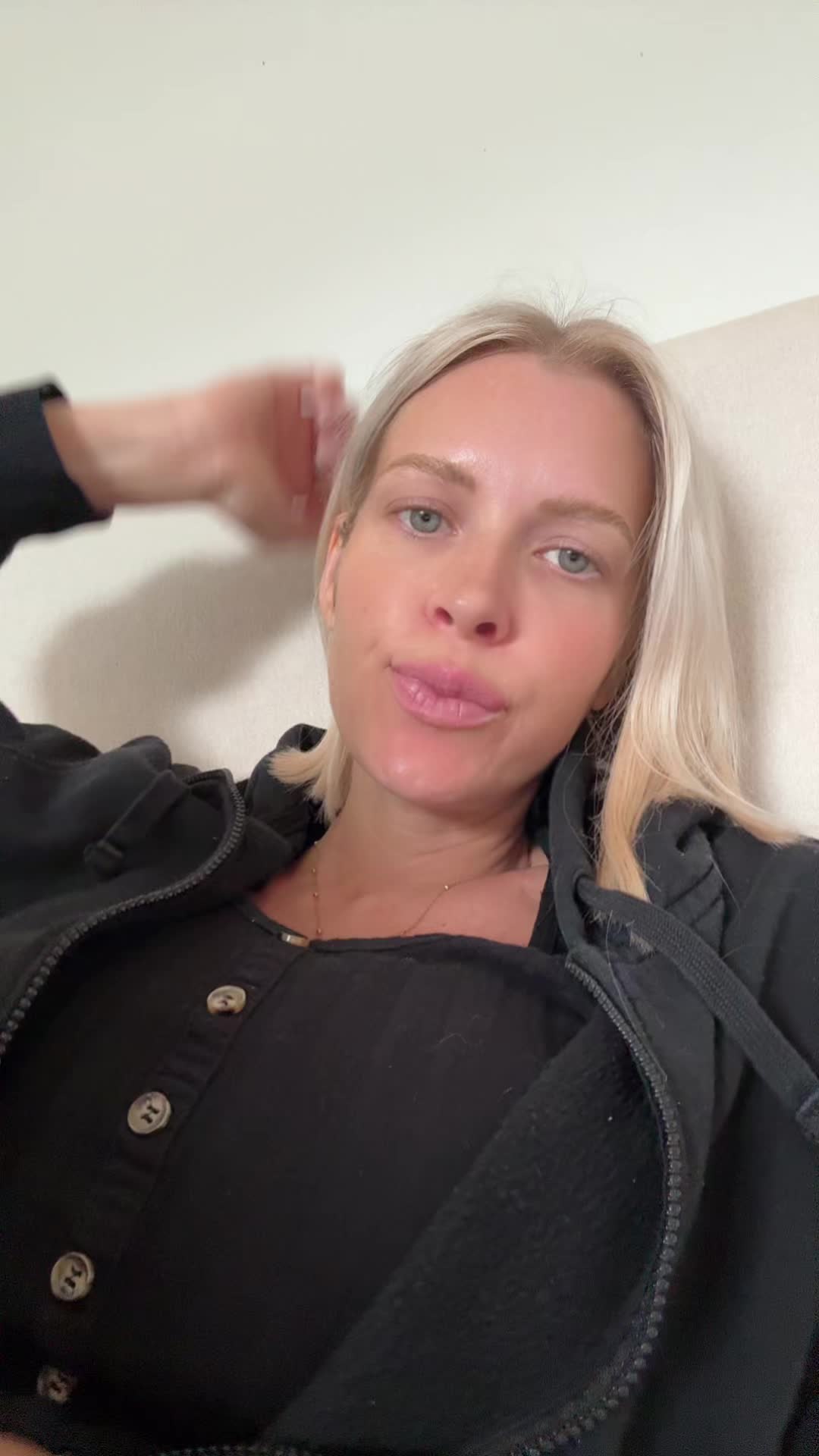 @Your_Girl_Penny
