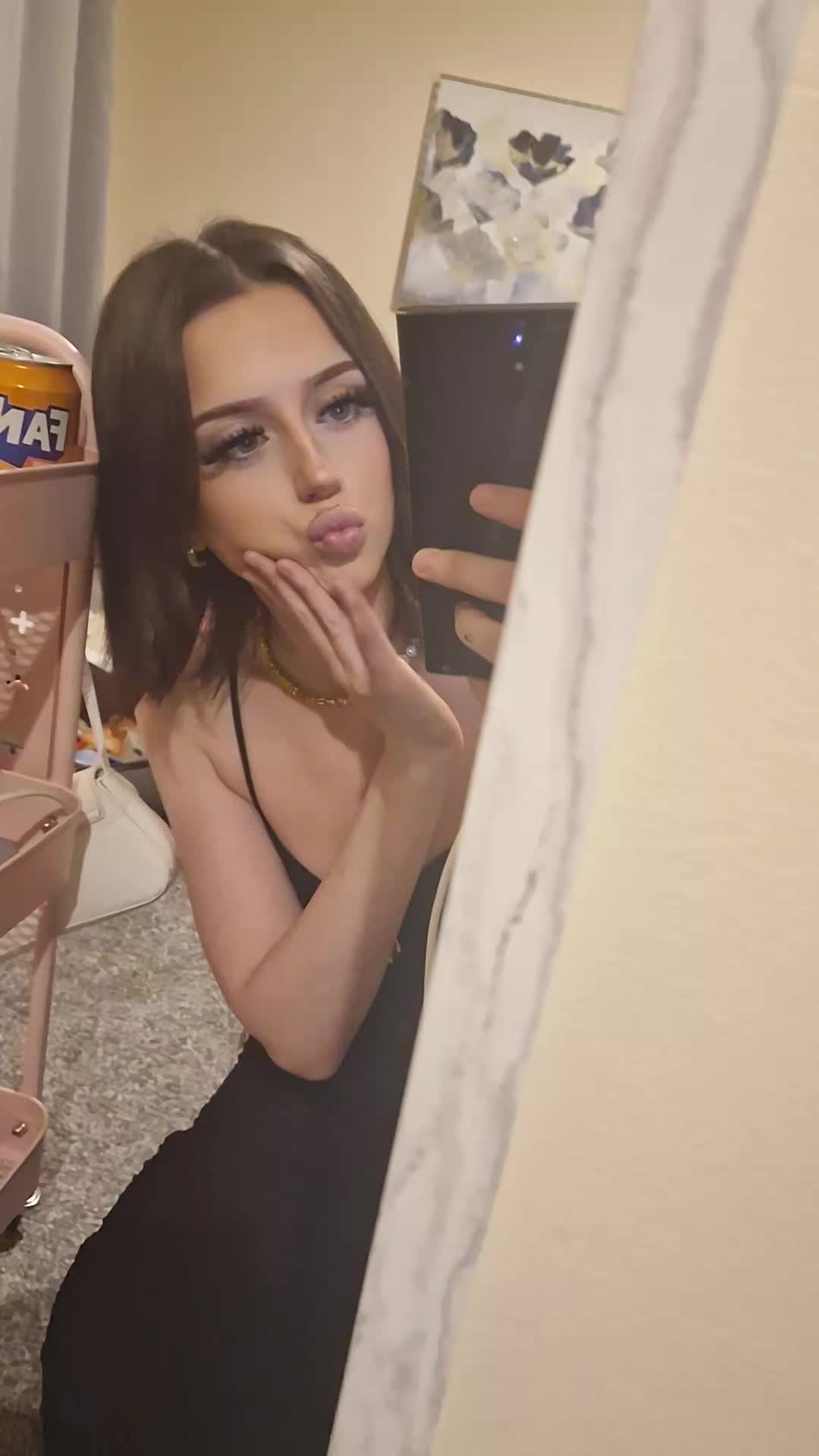@Angel Rhodes
