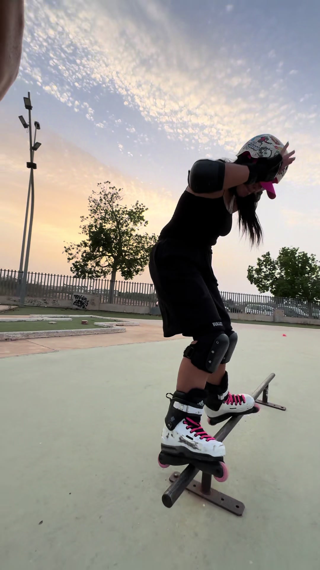 @Skater Girl