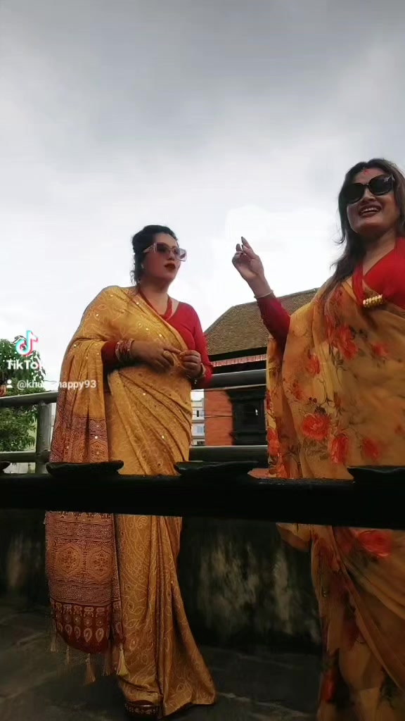 @kHUSHI_HAPPY