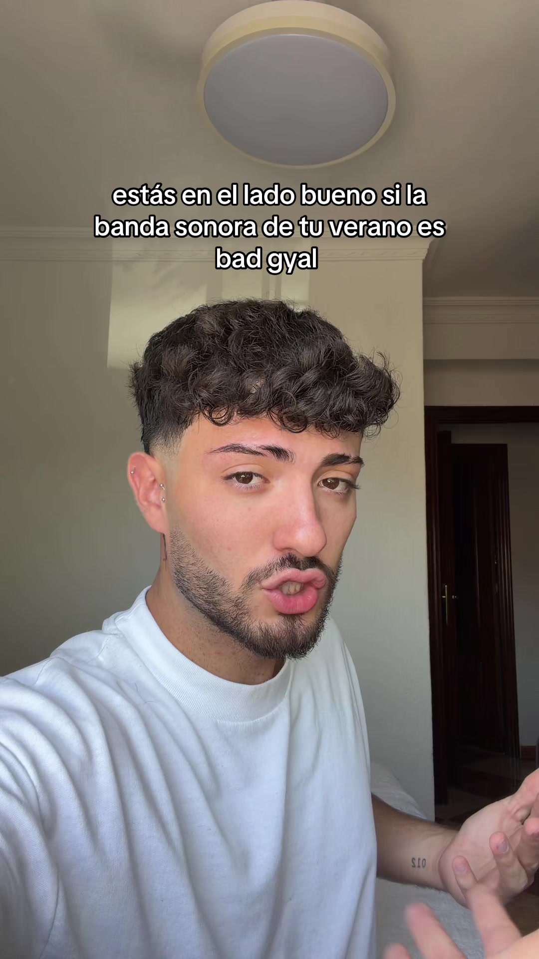 @Adrián Lobato