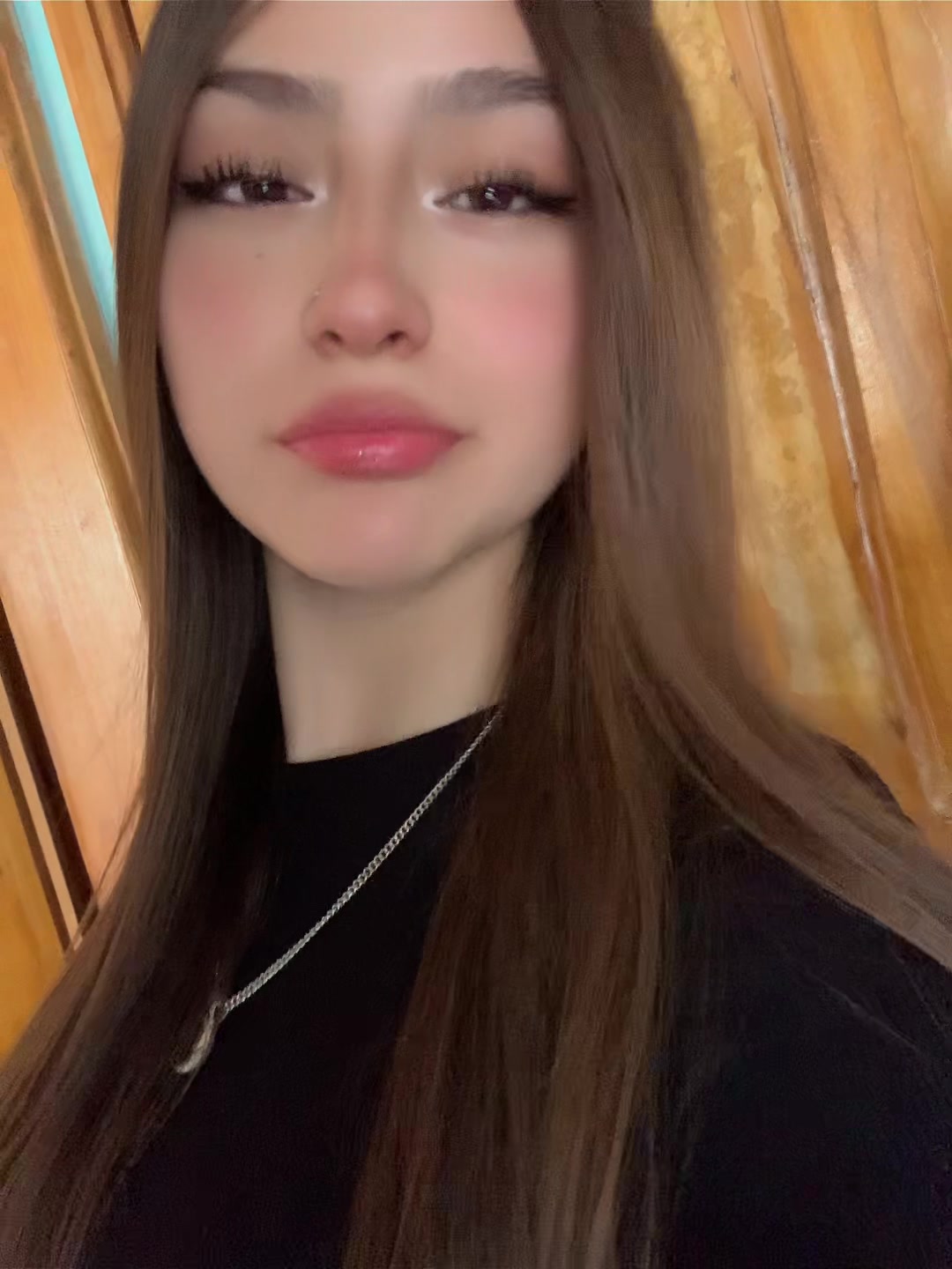 @𝓔𝓿𝓮 🍓