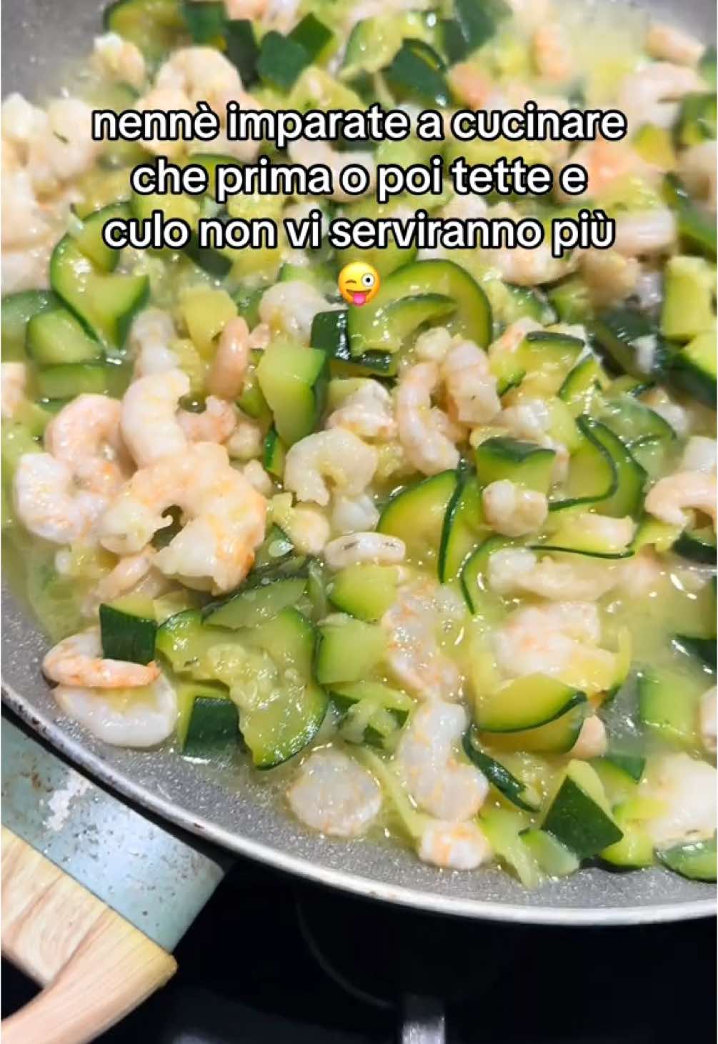 @𝐯𝐢𝐤𝐢👧🏻