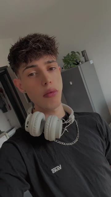 @JON HONZA🔥__________😈---🍑