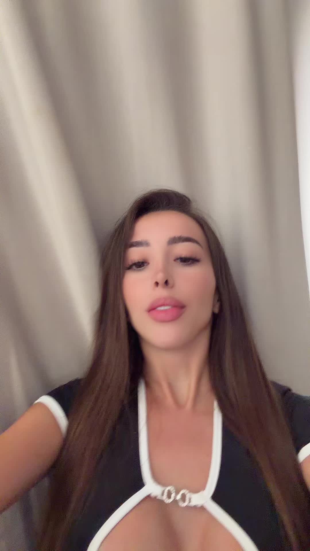 @nayiimtnez