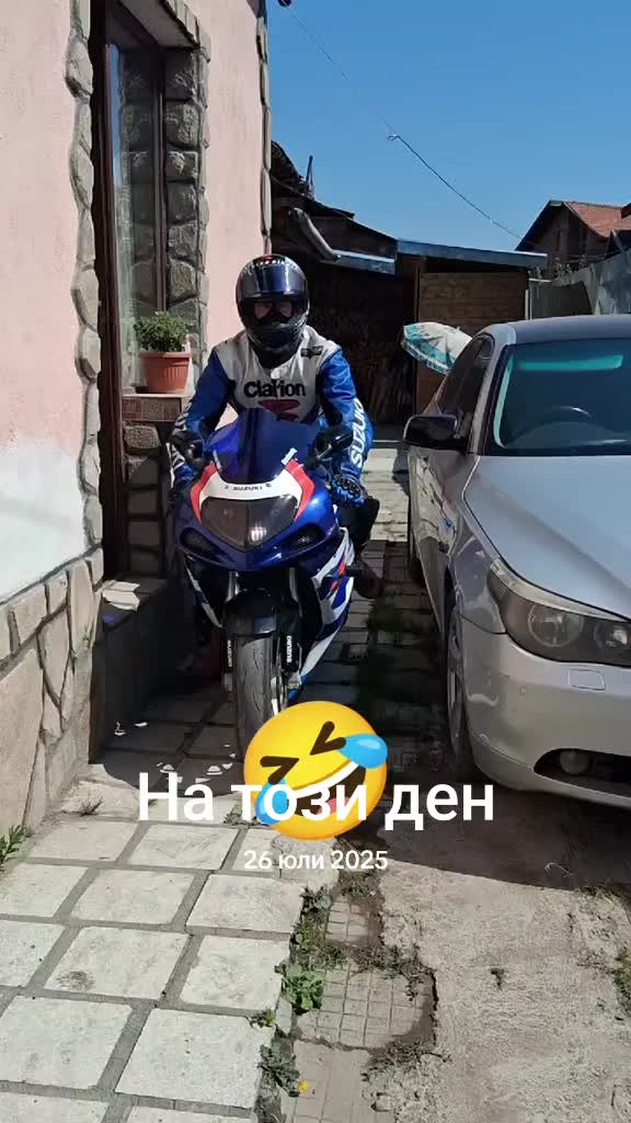 @emooroshaviq