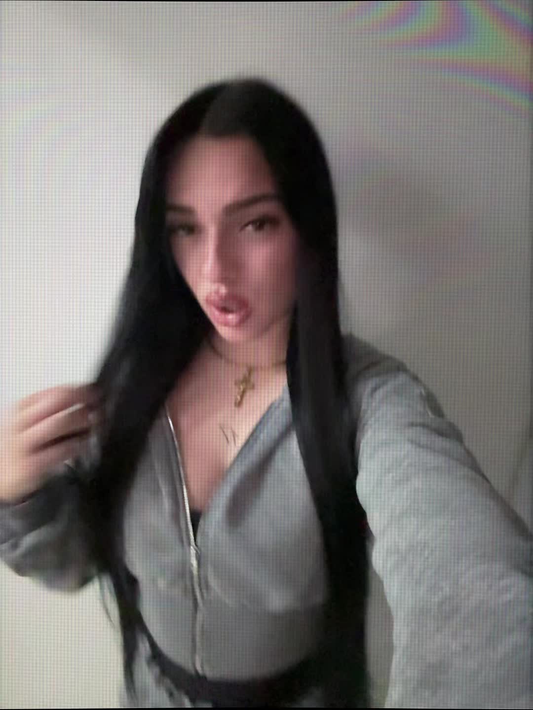 @𝟏𝟕