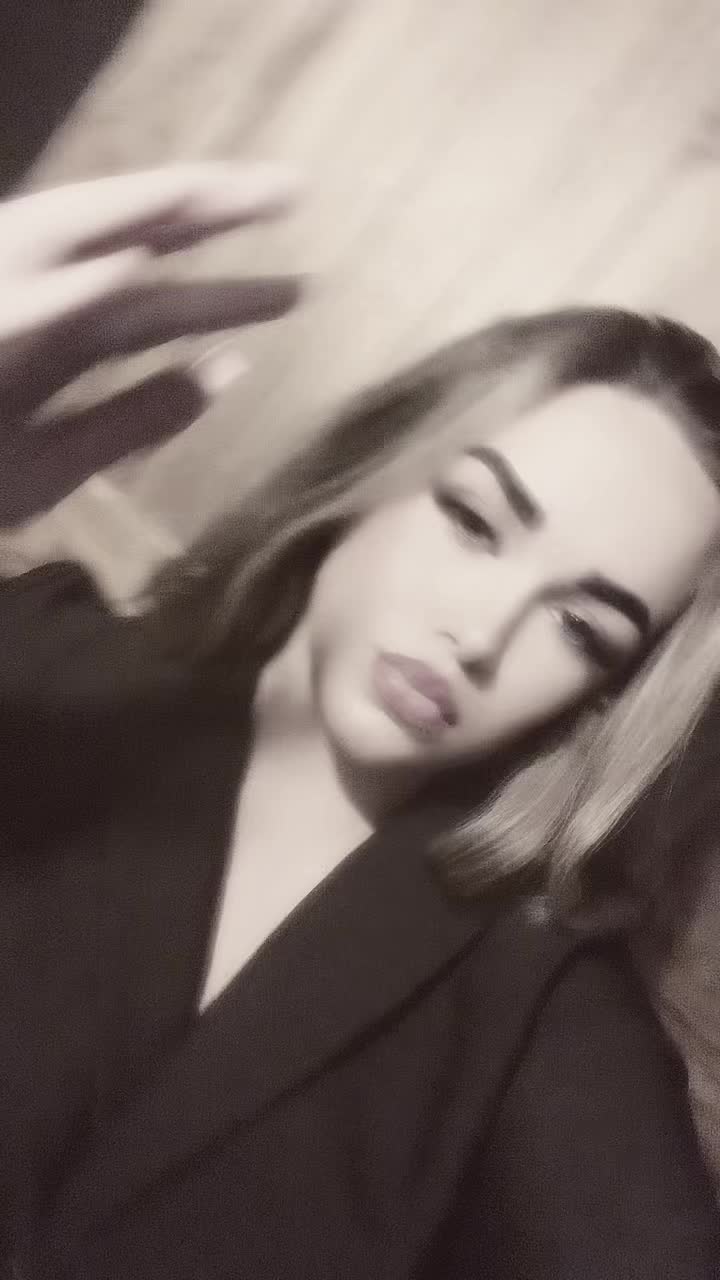 @Elliemaycawley1