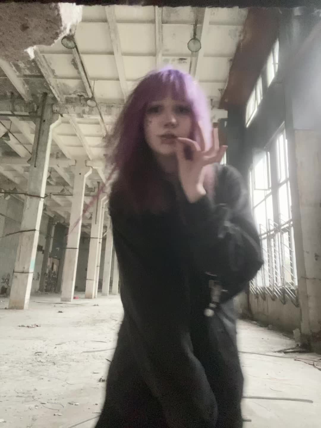 @s3Nyw3bS3x