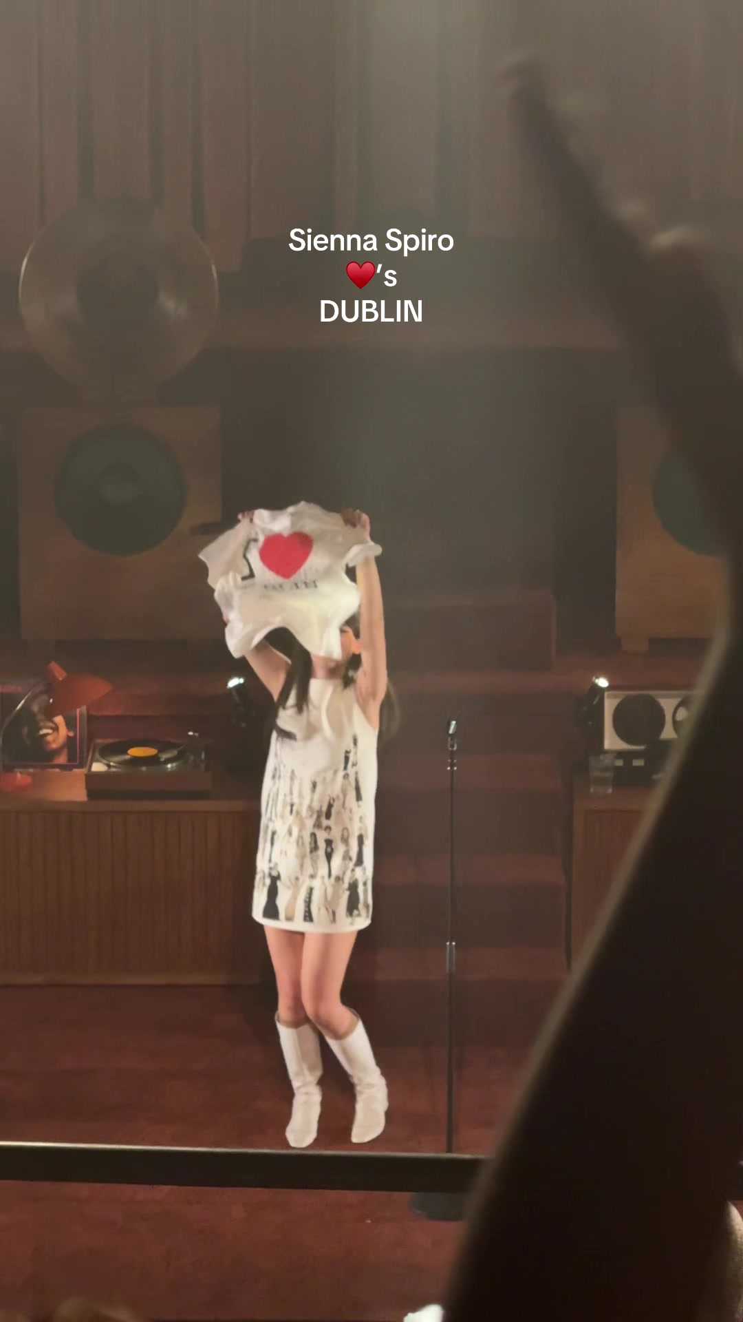@Universal Music Ireland