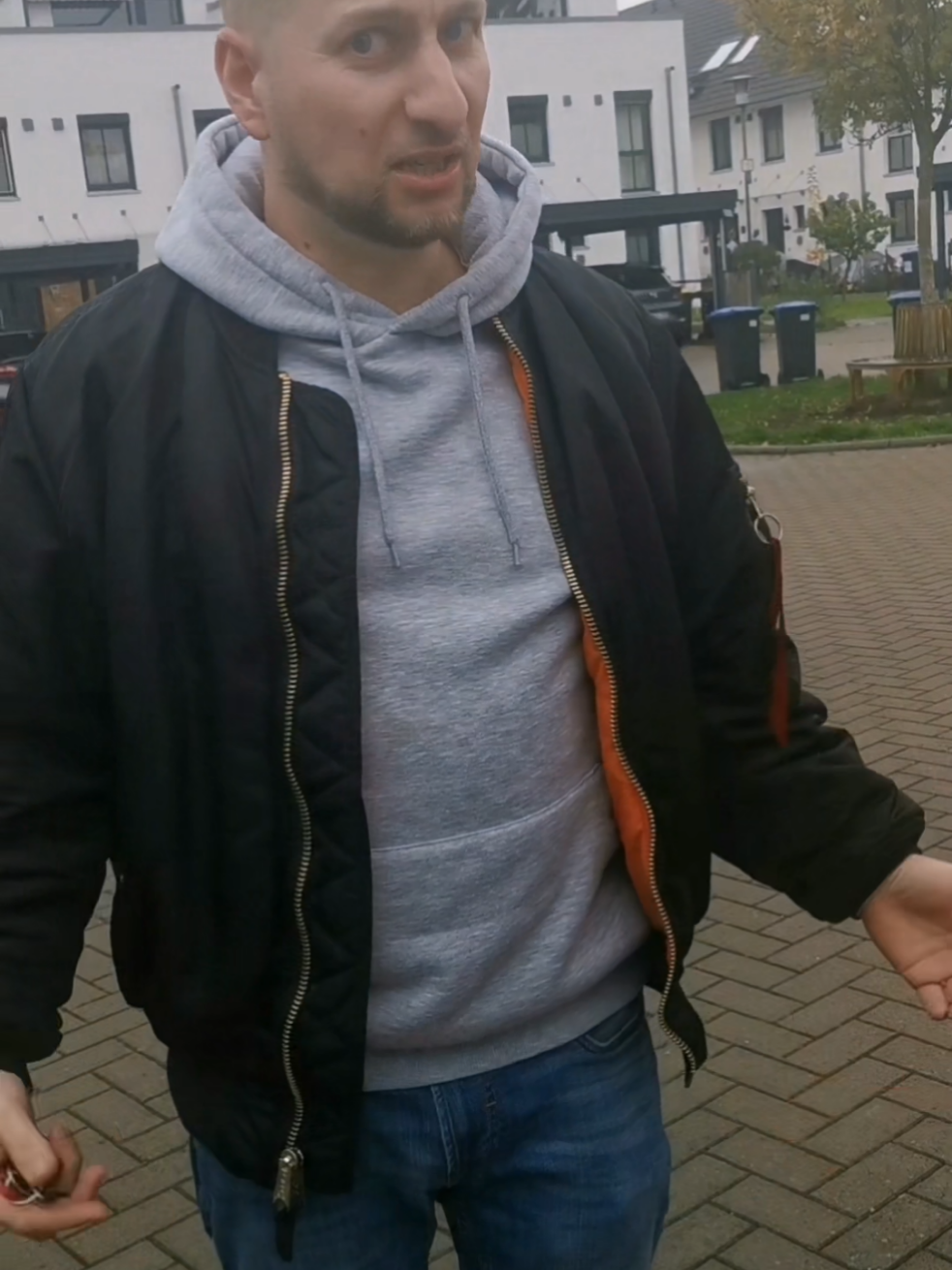 @Jonas