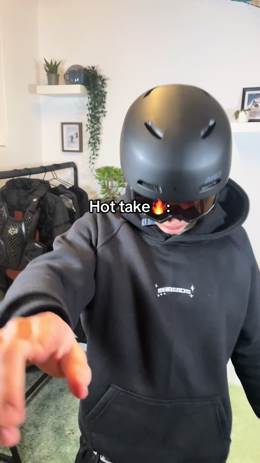 @Threadspants