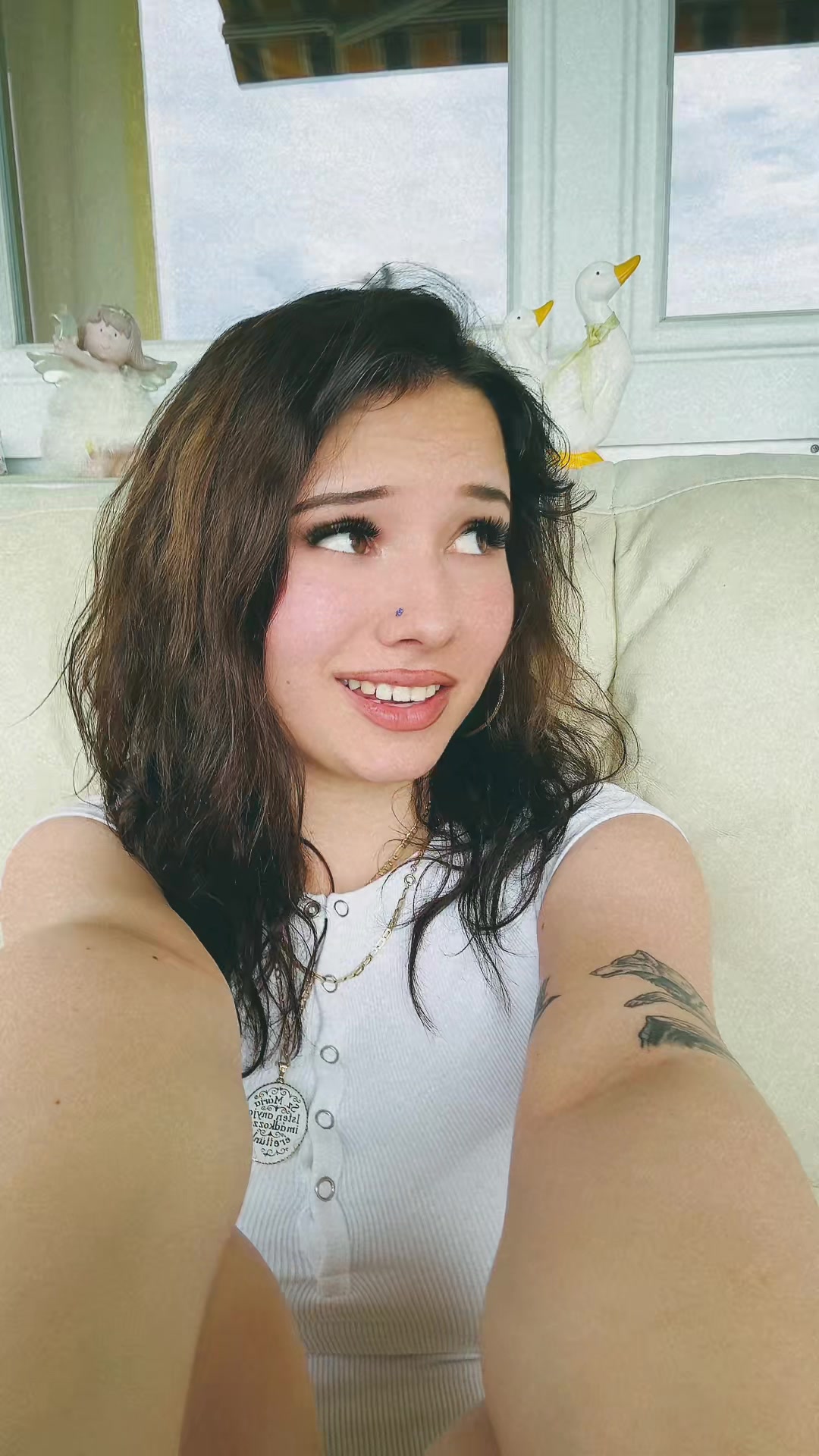 @Emicshuj