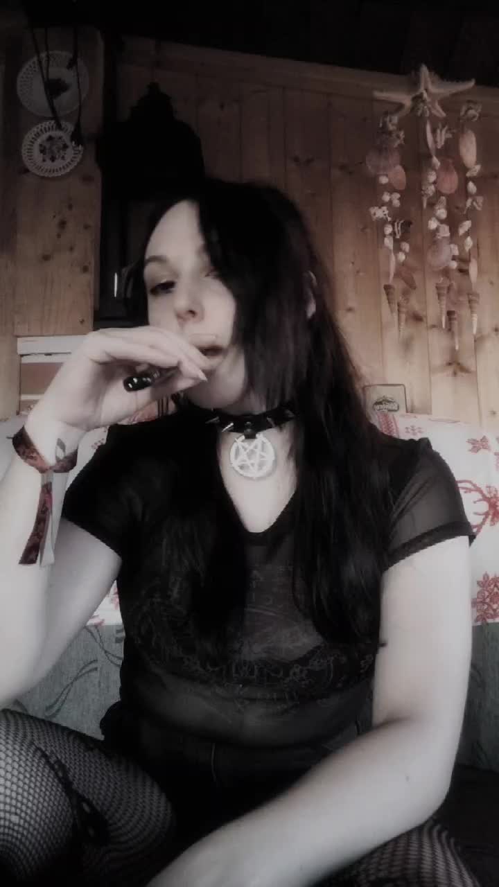 @AntaWolf