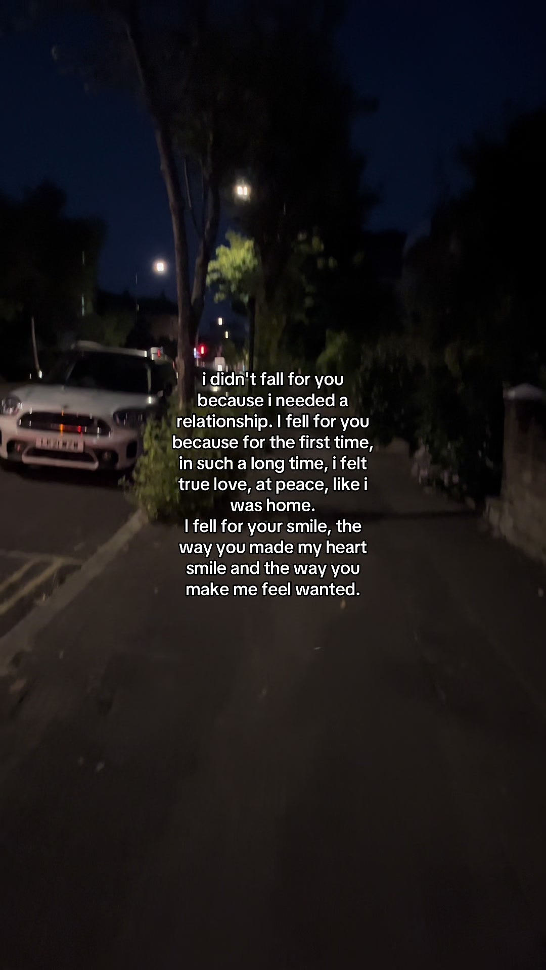 @✰