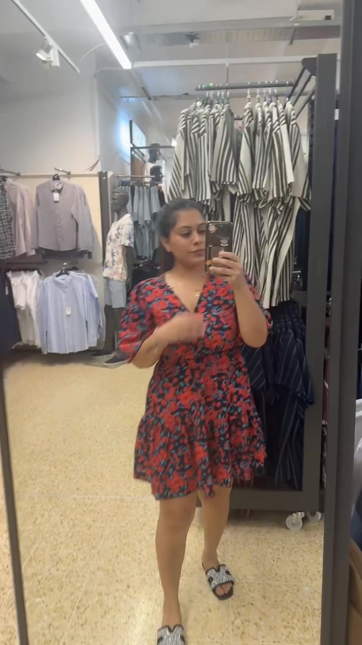 @simmi_9781