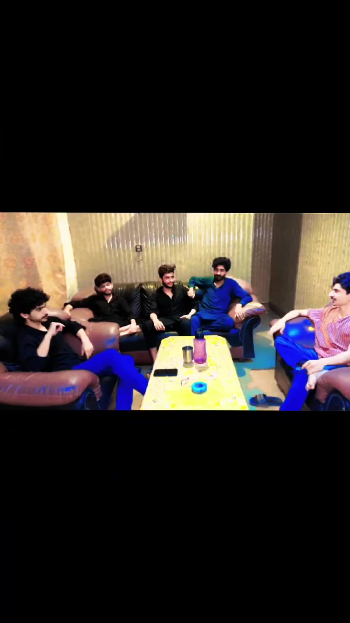 @It&rsquo;s ~Awais~Live📷
