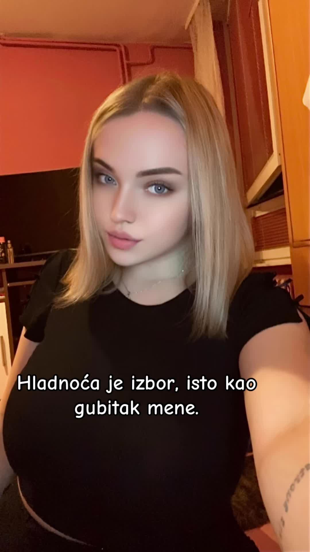 @𝐄𝐋𝐀✨