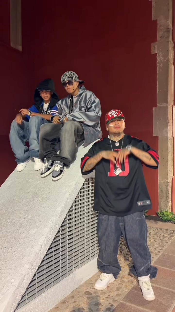 @resendiz_2000s