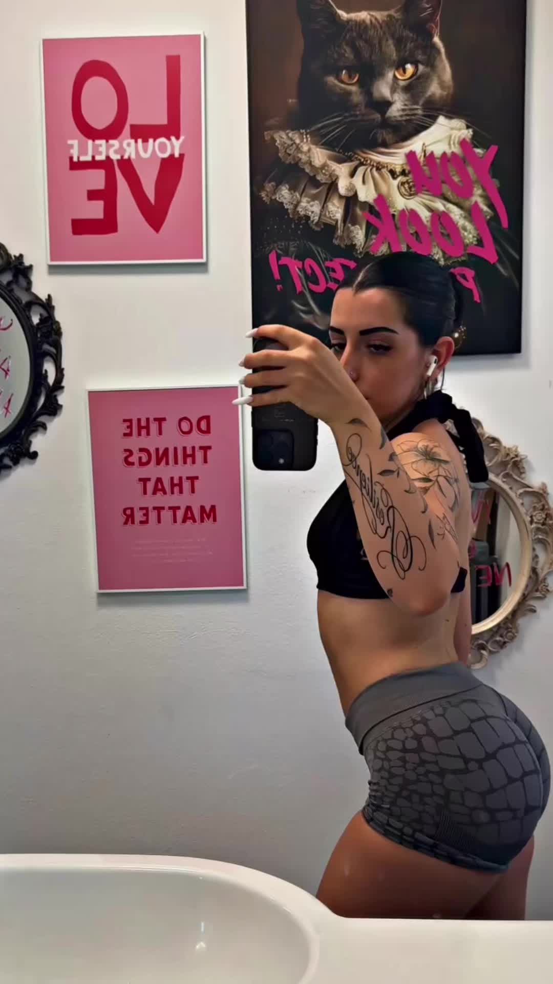 @elisa🔱