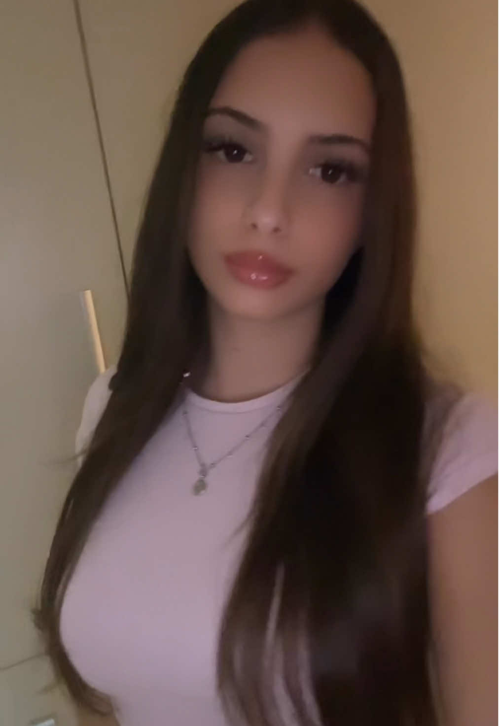 @𝒮