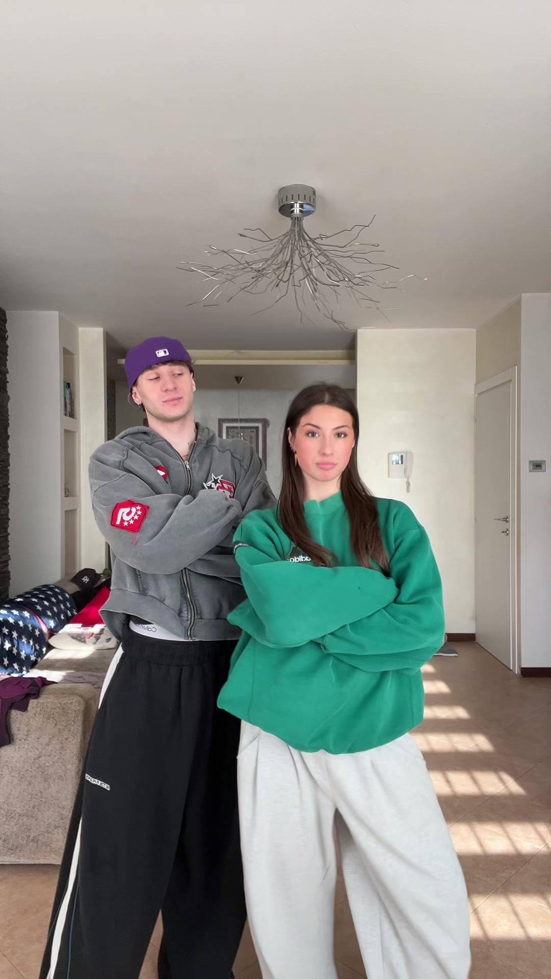 @Alic3