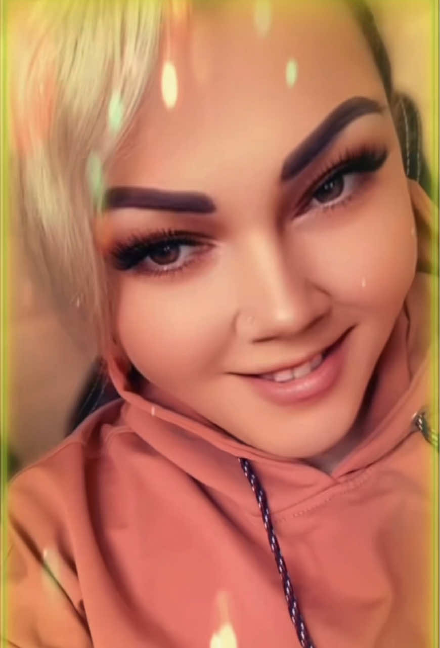 @𝒱𝒾💍𝓁𝒶 🇪🇪