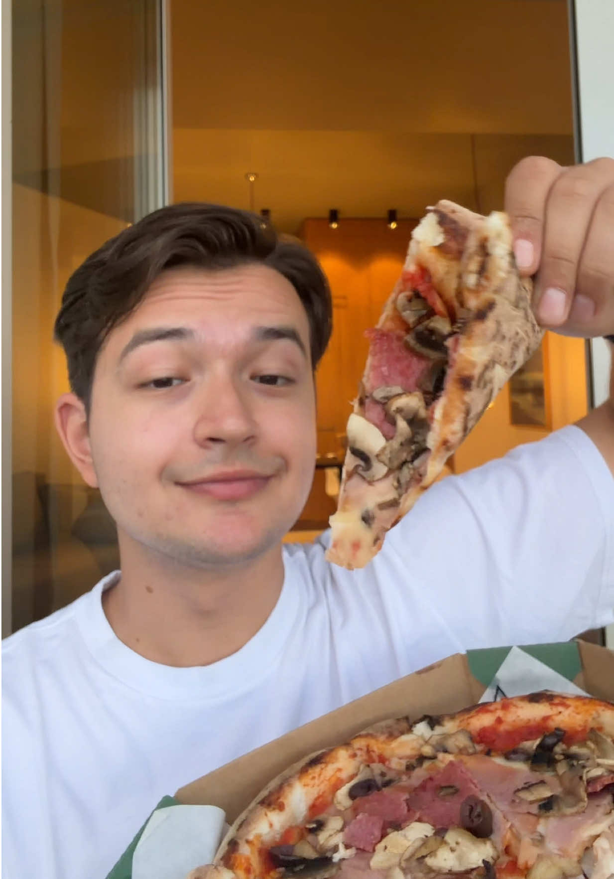 @Dan Has The Munchies