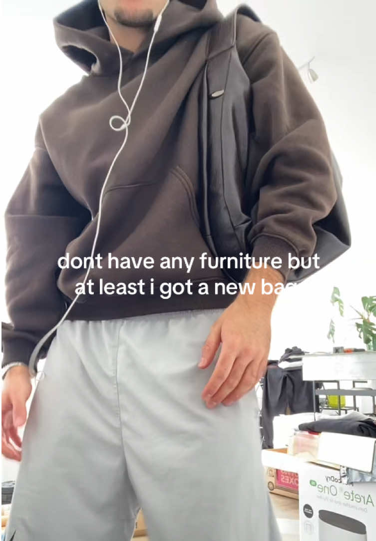 @argy