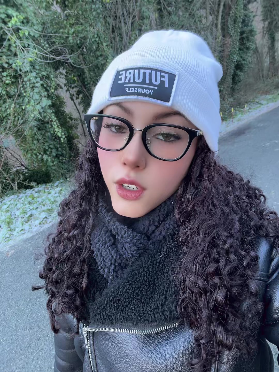 @𝑬𝒎𝒊𝒍𝒚