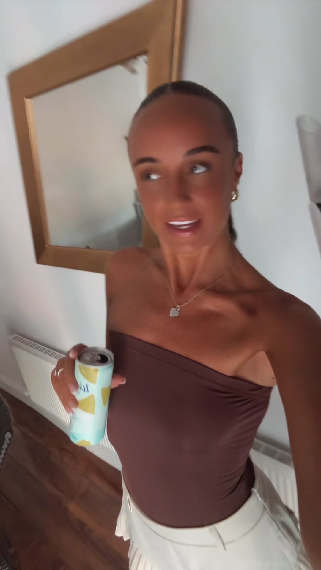@rachosullivan