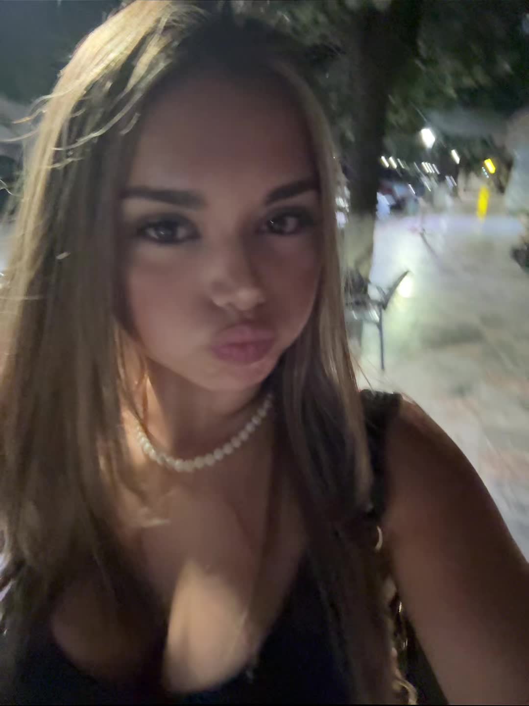 @👸🏽
