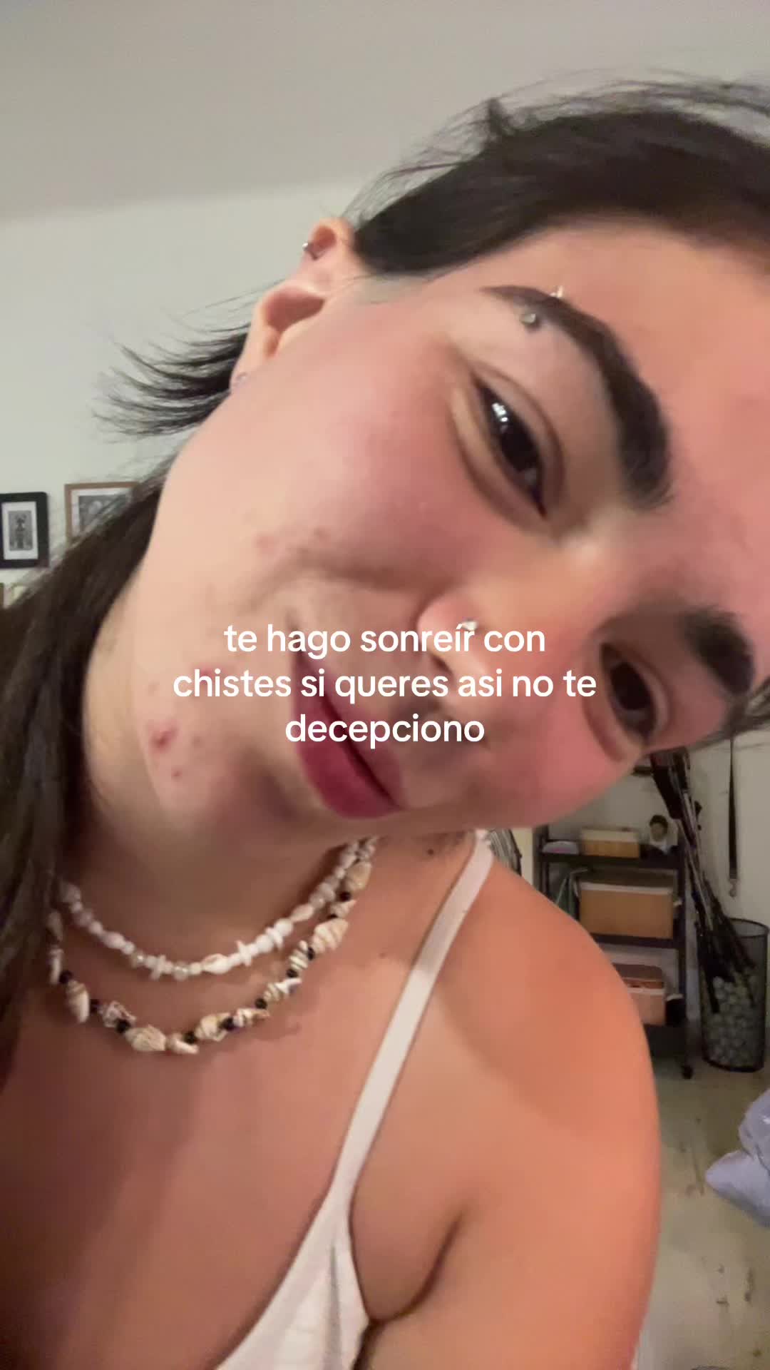 @lola