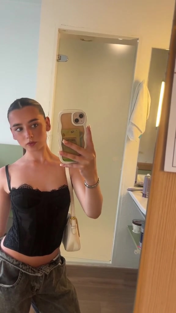 @katiedochertyyy