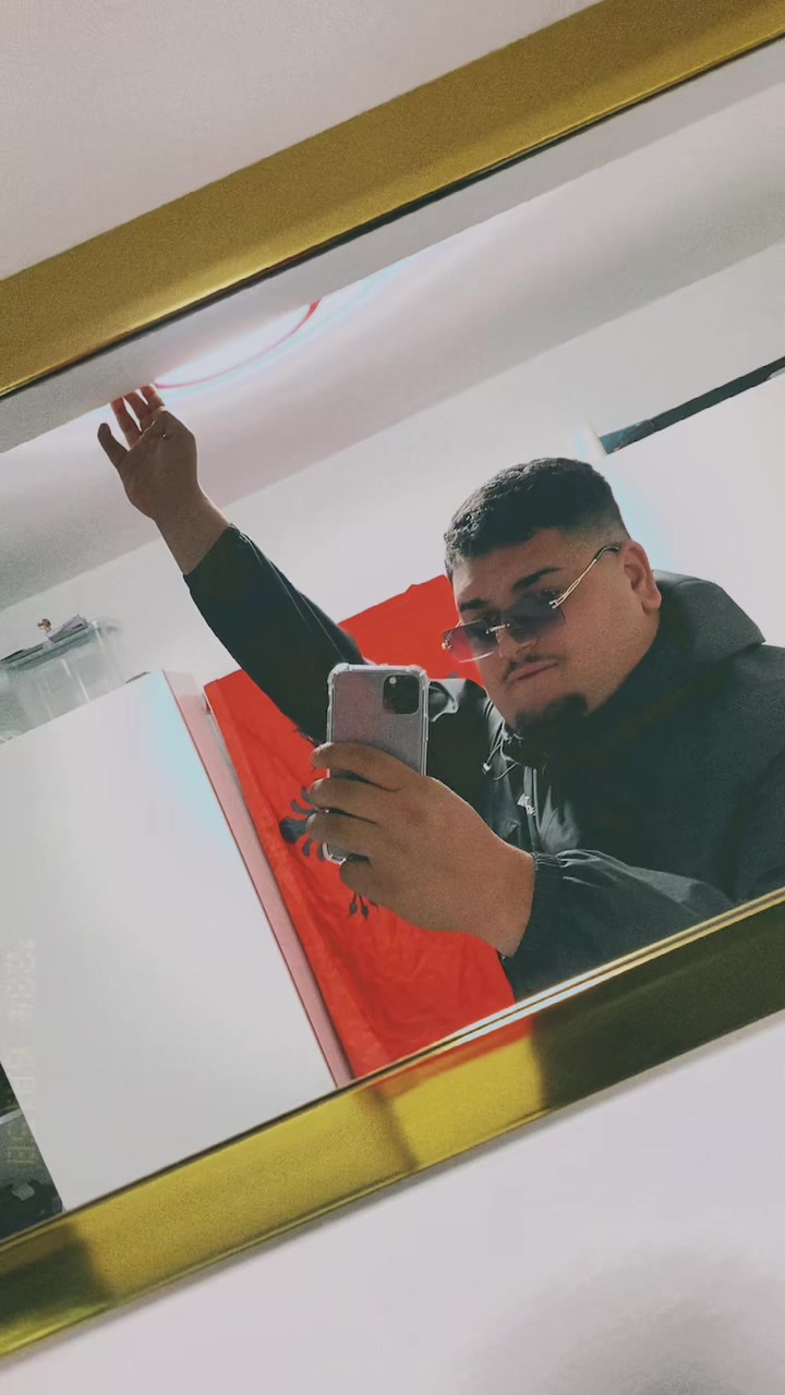 @🔴