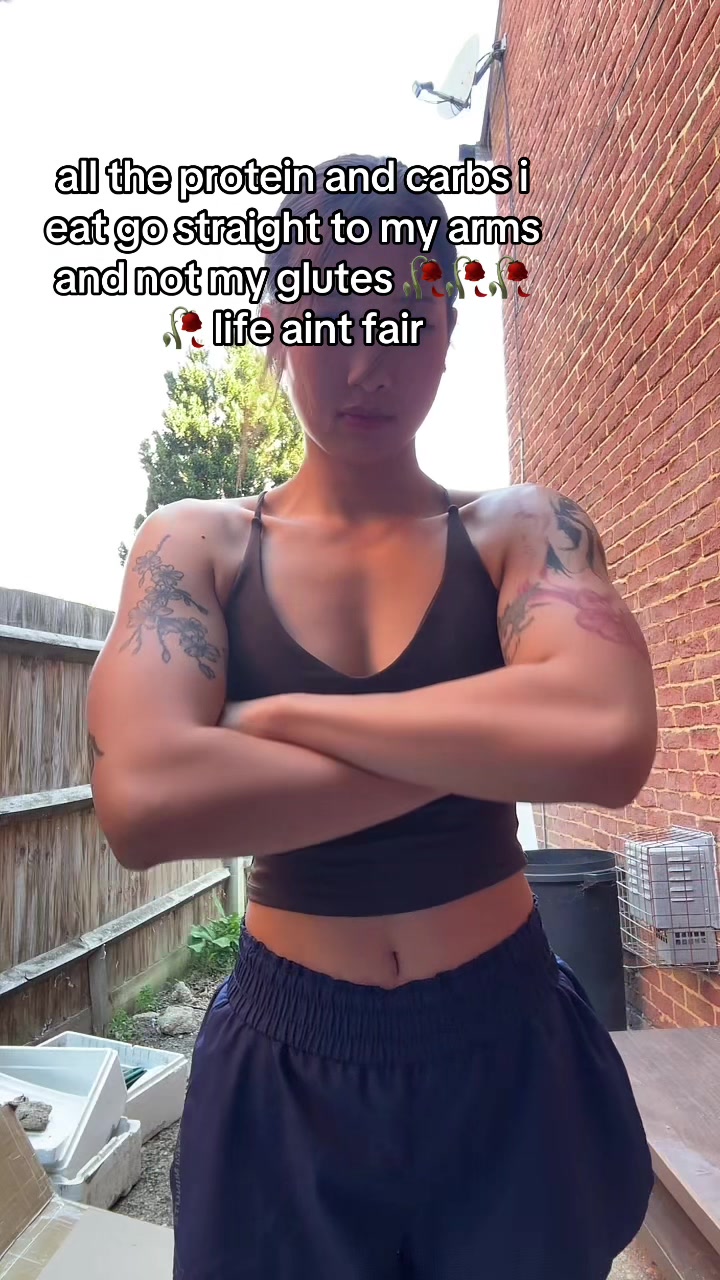@tinameowz